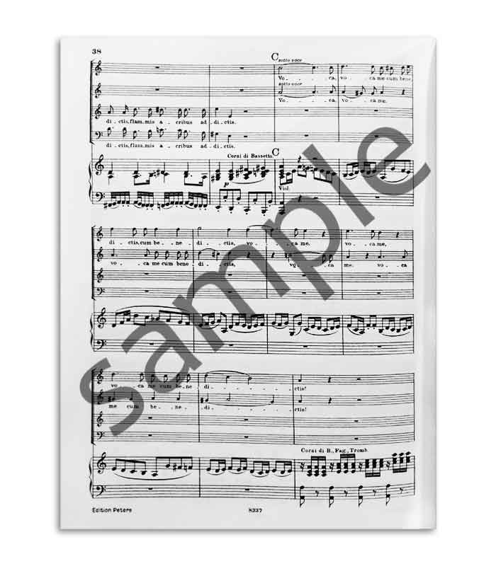 Sample page of the book Mozart Requiem for choir and orchestra