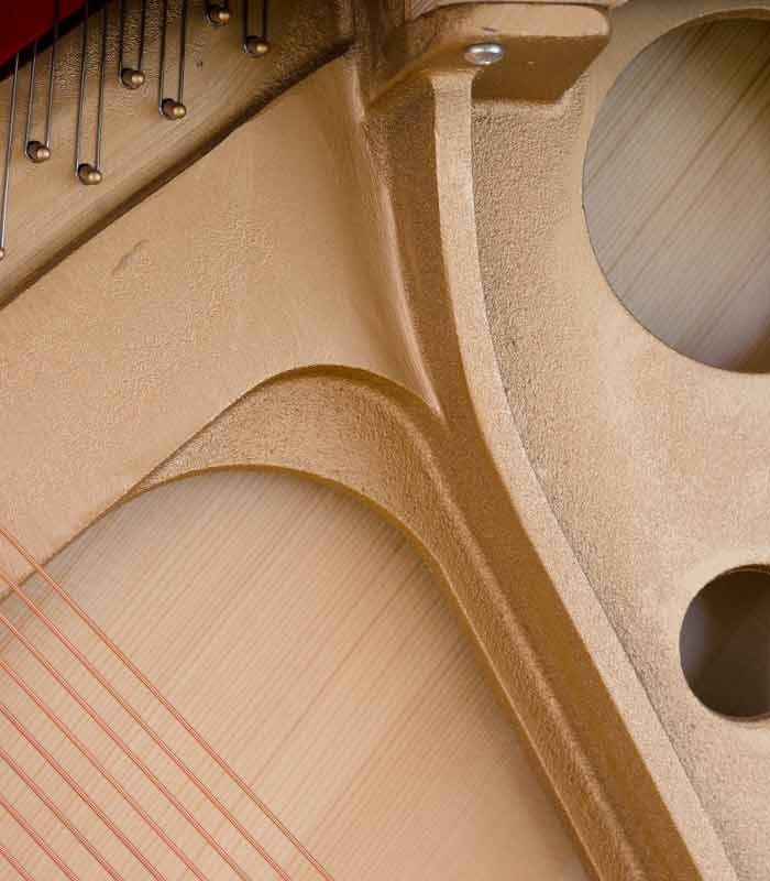 Photo detail of the iron plate of the Upright Piano Petrof P118 P1