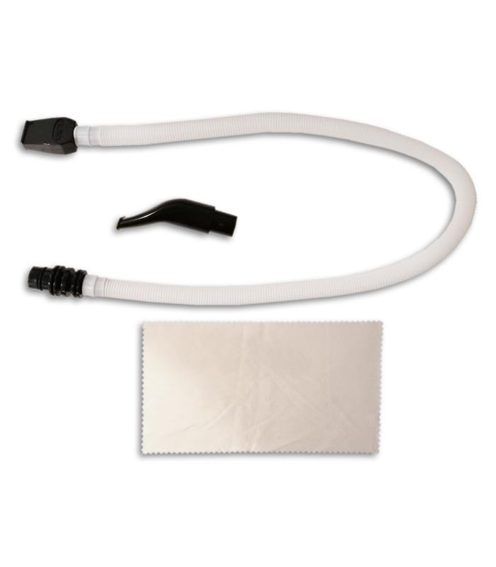 Photo of the mouthpieces and cleaning cloth of the Melodica Record M 37 Blue