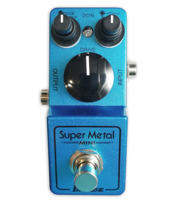 Detail of the controls from the pedal Ibanez model SMMINI Super Metal Distortion