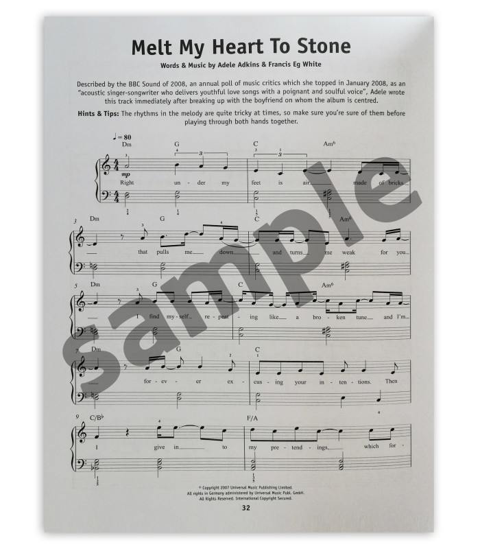 Sample of the book Adele Easy Piano 27 Songs AM1011340