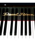 Grand Piano Pearl River GP170 PE ketboard and logo